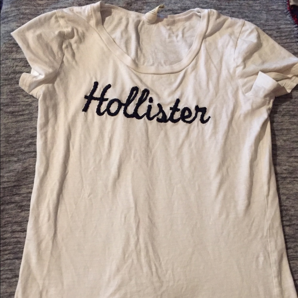 Hollister T-shirt